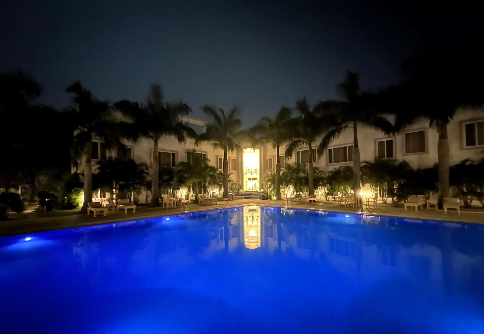A S Hotels Khajurāho Exteriör bild